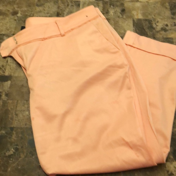 New York & Company Other - Pretty Peach!!! New York & Company crop pants